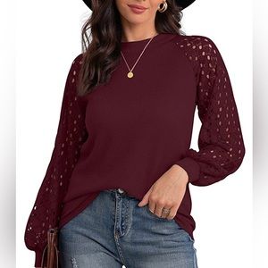 Waffle Knit Blouse
Ballon Long Sleeve Lace Top